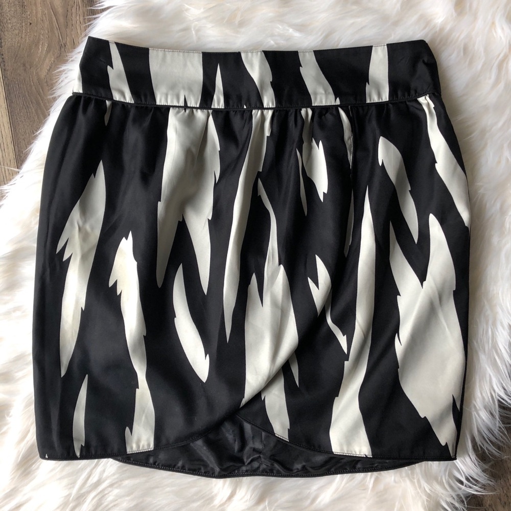 Forever 21 skirt